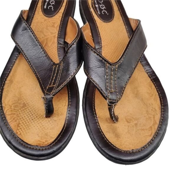 b.o.c. Thong Style Sandals - Picture 2 of 11